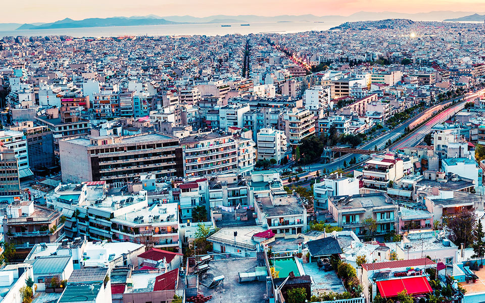 ακίνητα-h-μαύρη-δεκαετία-της-κτηματα-561325687