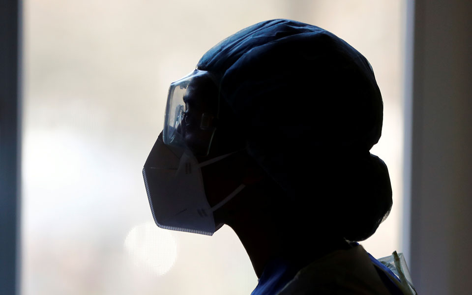 κορωνοϊός-1-606-νέα-κρούσματα-76-θάνατοι-561328015