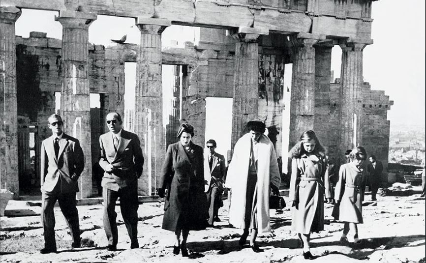 Αφιέρωμα του «Κ»: O πρίγκιπας Φίλιππος, η Ελλάδα και ο γάμος με την Ελισάβετ-2