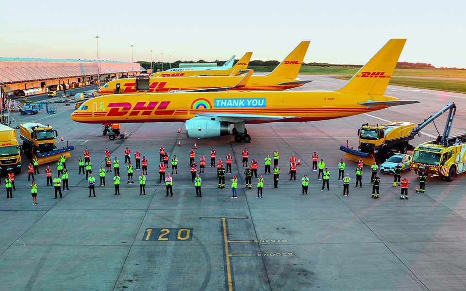 dhl-express-μέτωπο-στην-πανδημία-561336172