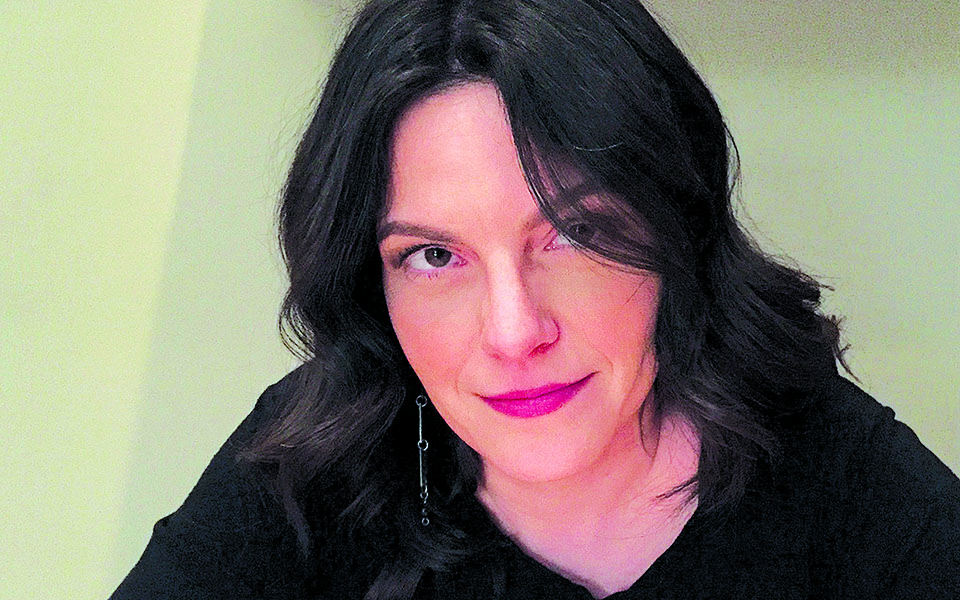 ενα-εικοσιτετράωρο-με-τη-στιχουργό-ελ-561316501