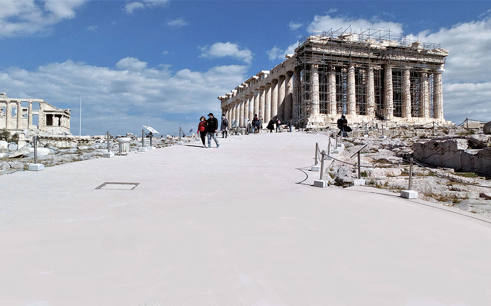 αλ-τριποδάκης-στις-νέες-διαδρομές-της-561315865