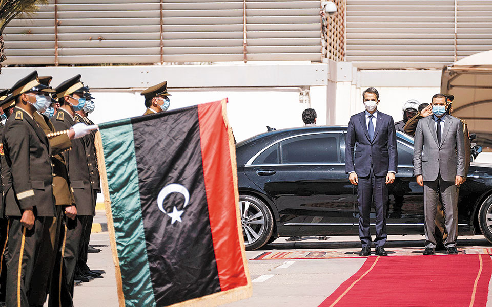 Ελλάδα – Λιβύη: Καλό κλίμα, αλλά χωρίς συμφωνία για το μνημόνιο-1