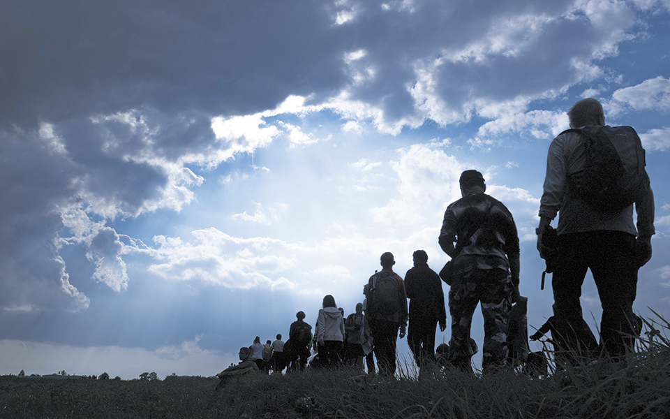 εμείς-και-αυτοί-ένα-μανιφέστο-γεφύρωσ-561325972