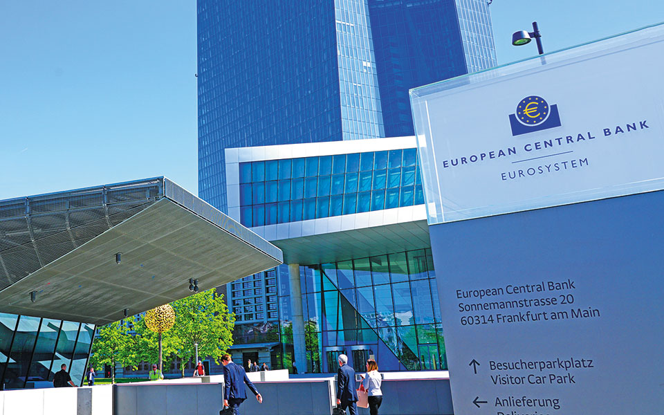 ελληνικά-ομόλογα-219-δισ-σε-12-μήνες-έχει-α-561322675