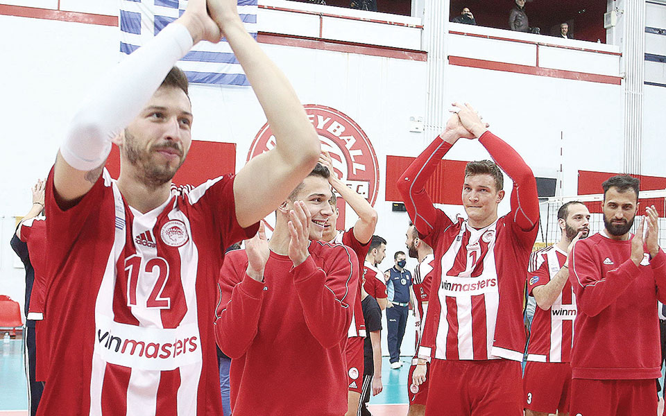 πρωταθλητής-ξανά-ο-ολυμπιακός-στο-βόλ-561323689