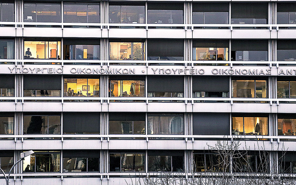 εφορία-νέα-χρέη-157-δισ-το-πρώτο-δίμηνο-561323647