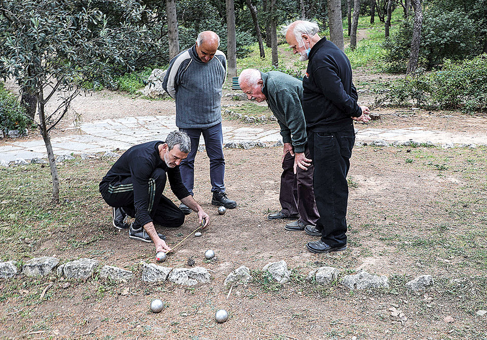 Πετάνκ στη σκιά της Ακρόπολης: μια απρόσμενη συνάντηση-3
