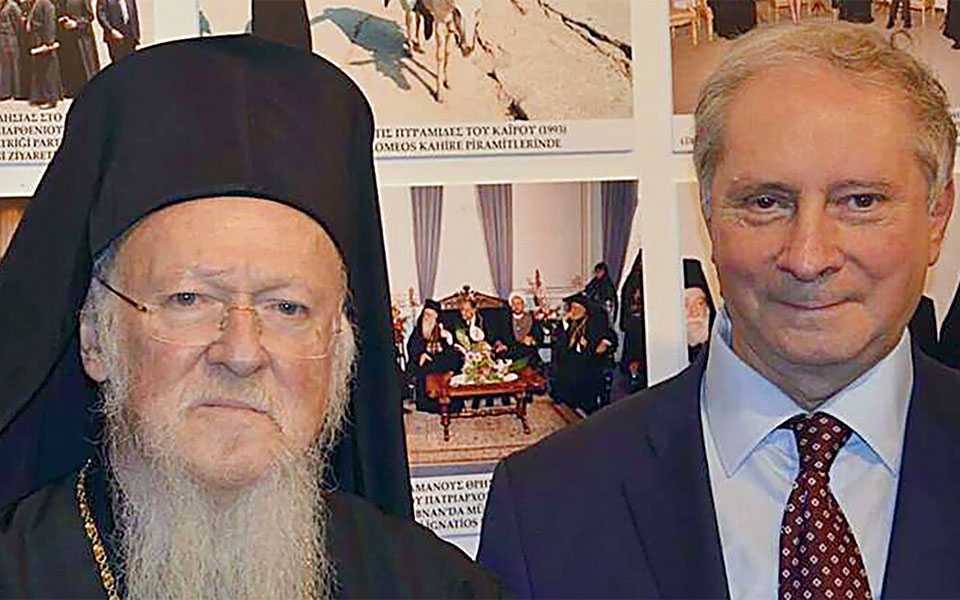 νίκος-μαγγίνας-ο-φύλακας-άγγελος-του-ο-561329050