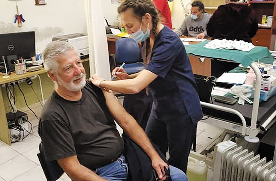 Οι κάτοικοι της Σικίνου ετοιμάζονται για ένα καλοκαίρι όλο αισιοδοξία-2