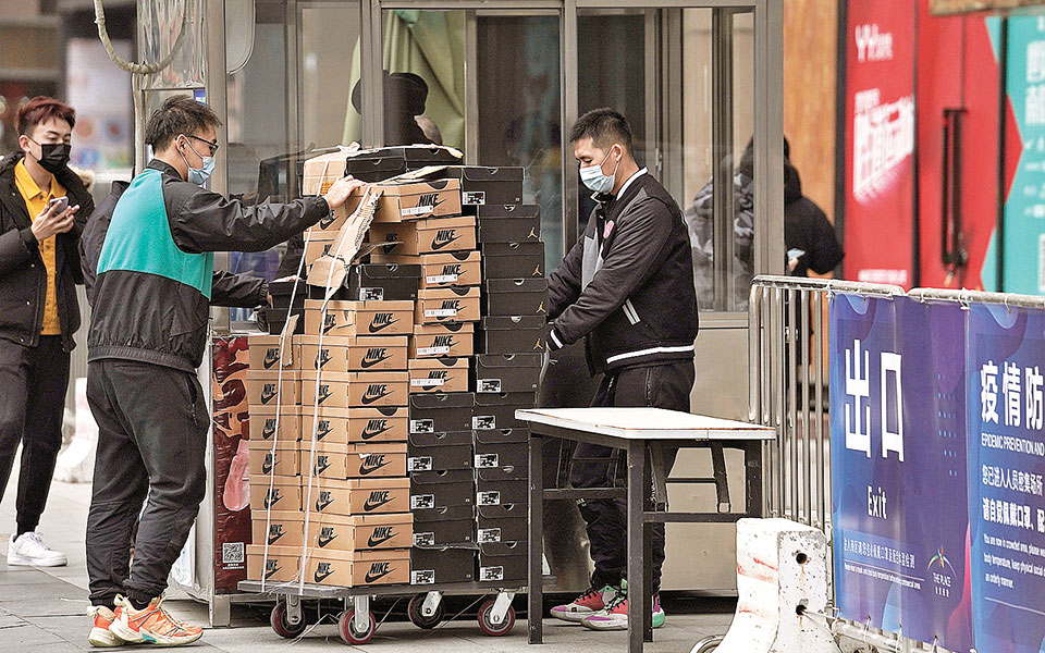 κίνα-ρεκόρ-ανάπτυξης-της-τάξεως-του-185-τ-561333052