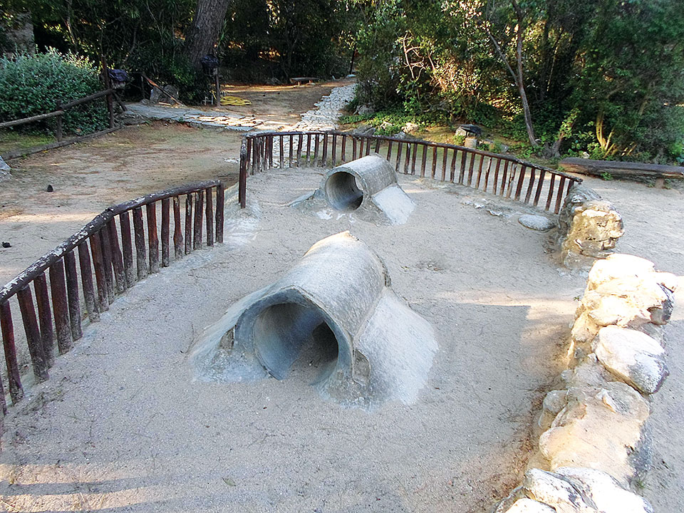 Φιλοθέη: Πνοή στο έργο του Πικιώνη-2