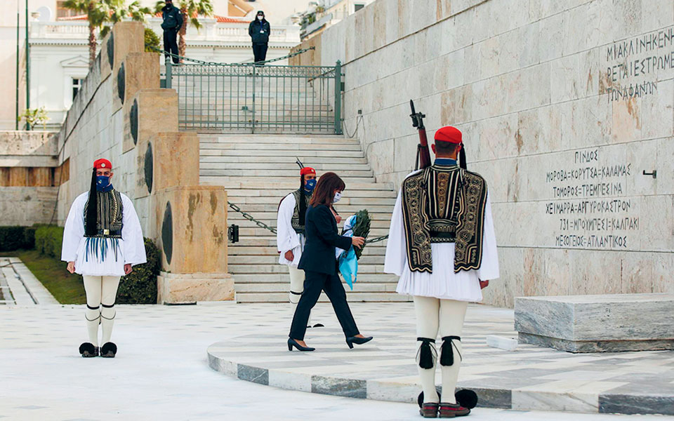 H ΠτΔ τίμησε τρεις Αμερικανούς αρχαιολόγους ως σύγχρονους φιλέλληνες-2