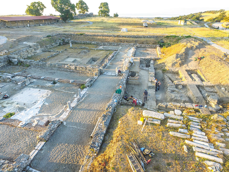 Η ακρόπολη της Αμφίπολης και τα μυστικά της-1