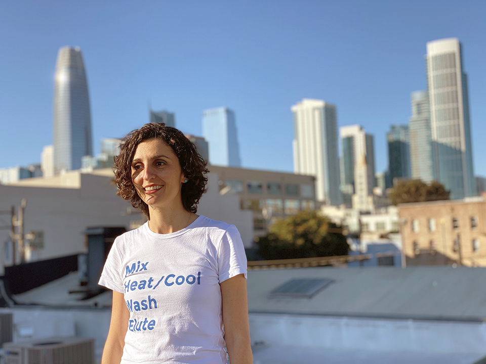 Φαίη Χριστοδούλου: Πώς συνδύασα επιστήμη και επιχειρείν-1