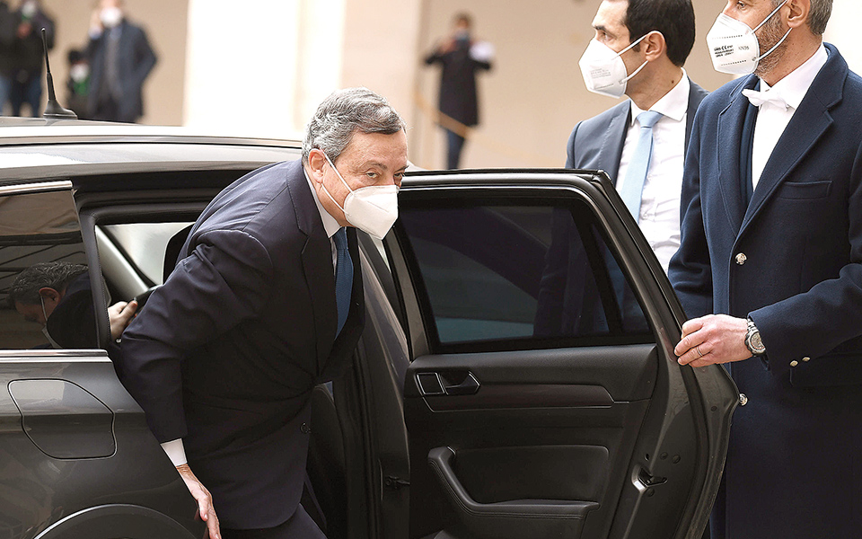 σούπερ-μάριο-ο-νέος-ισχυρός-άνδρας-της-561343753