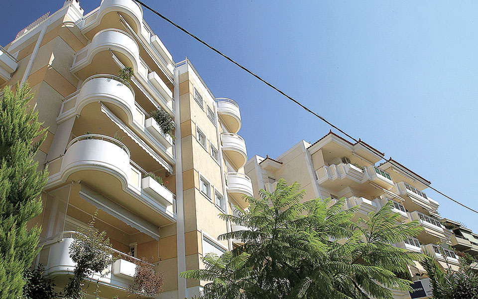 εργασίες-αναβάθμισης-ακινήτου-με-έκπ-561340882