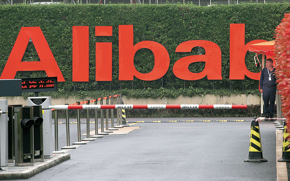 θ-καρούνος-π-στεφανέας-oι-μεγάλες-τεχ-561341512