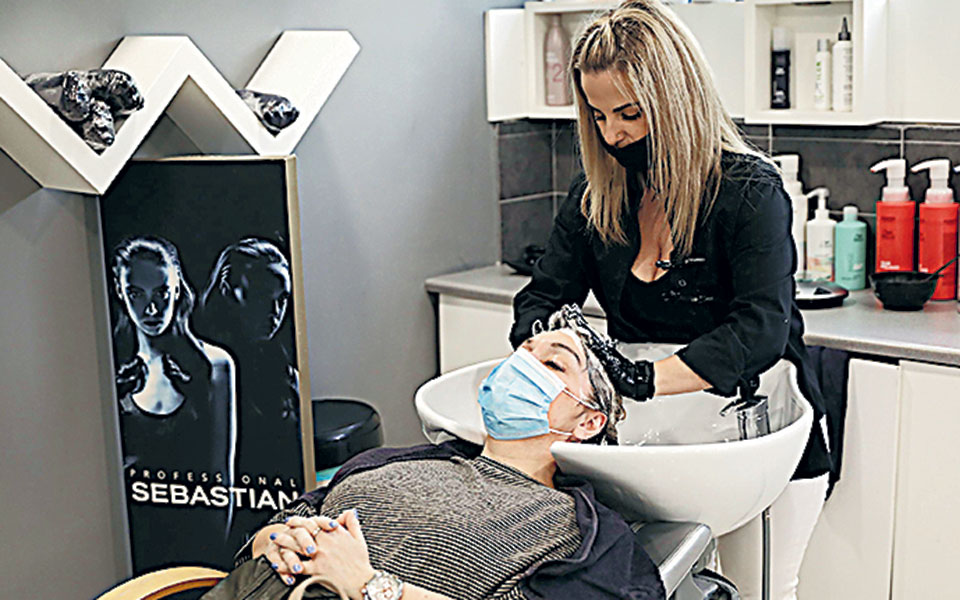 από-3-μαΐου-υποχρεωτικό-self-test-561342904