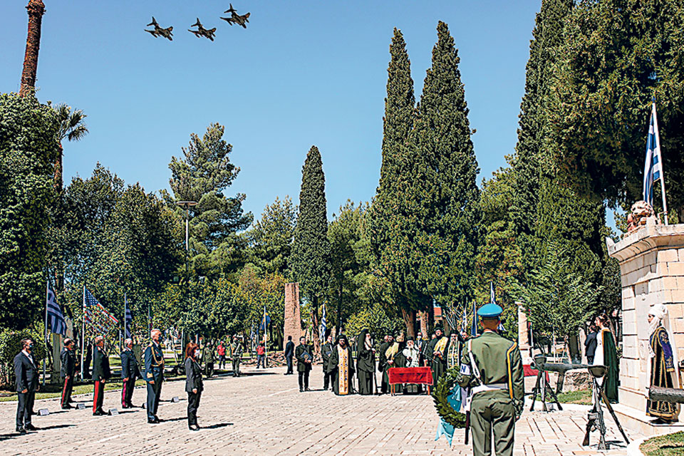 Η ΠτΔ επισκέφθηκε την Κυριακή το Μεσολόγγι για την επέτειο της Εξόδου-1