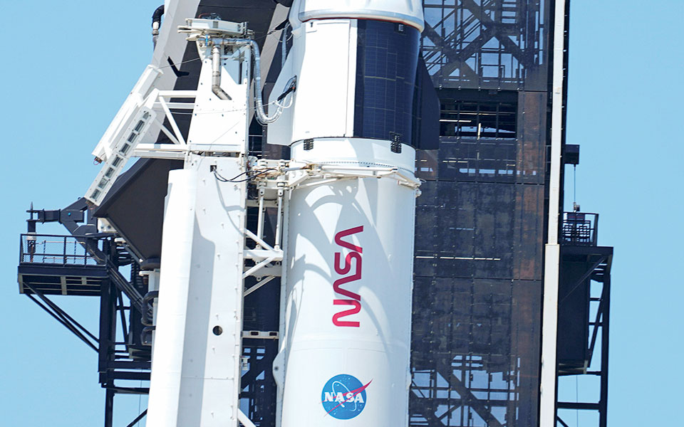 έλον-μασκ-σκληρή-κόντρα-με-τον-τζεφ-μπέ-561347206