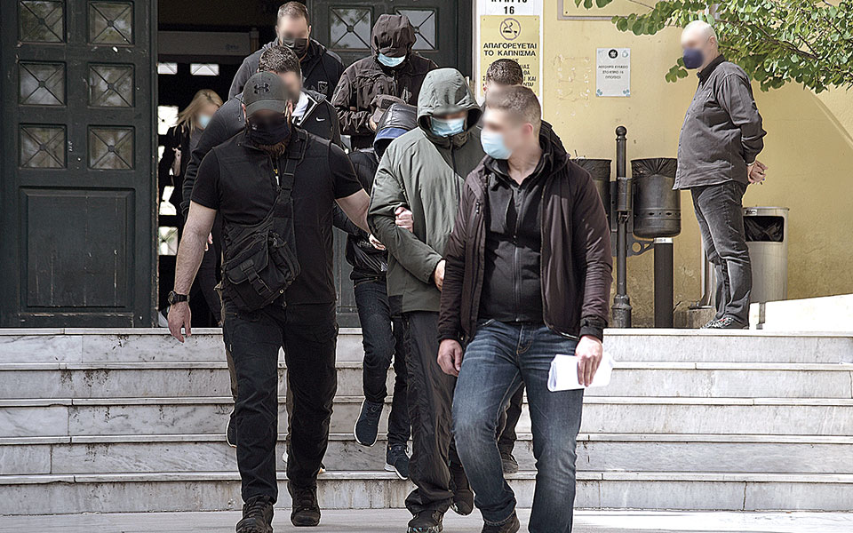 τι-οδήγησε-τον-μένιο-φουρθιώτη-στον-ει-561348202