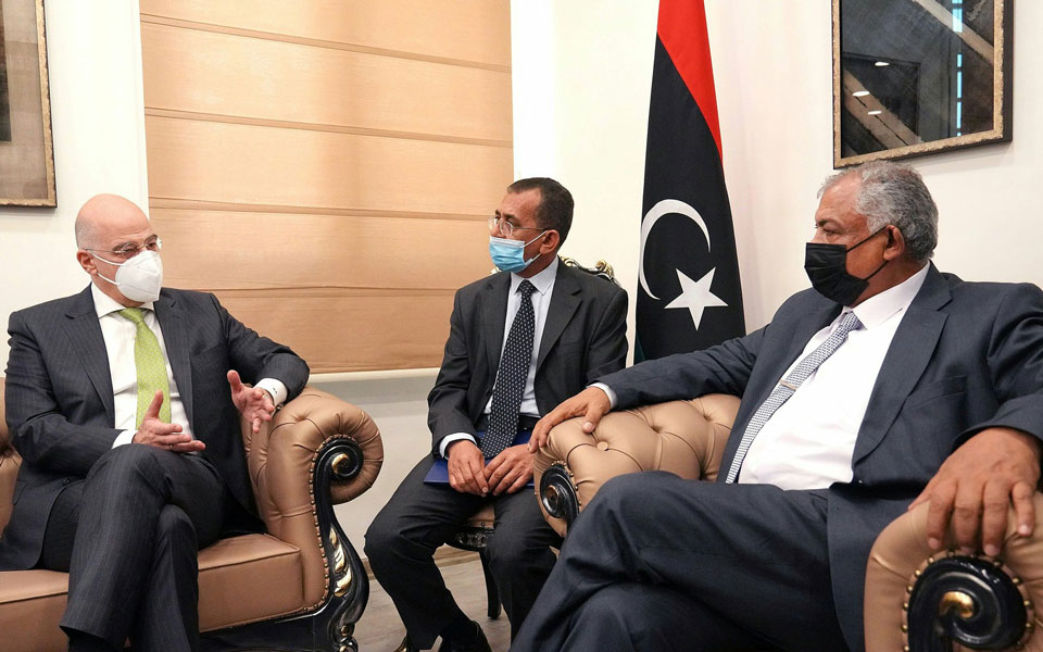 στη-βεγγάζη-ο-ν-δένδιας-συναντήθηκε-561327817