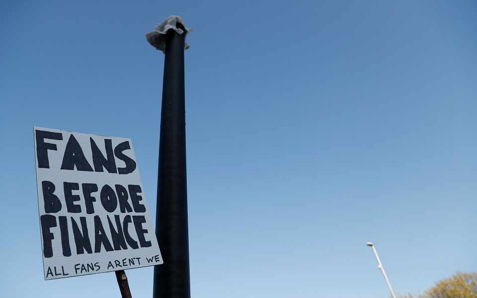 ευρωπαϊκή-σούπερ-λίγκα-η-κόκκινη-κάρ-561337645