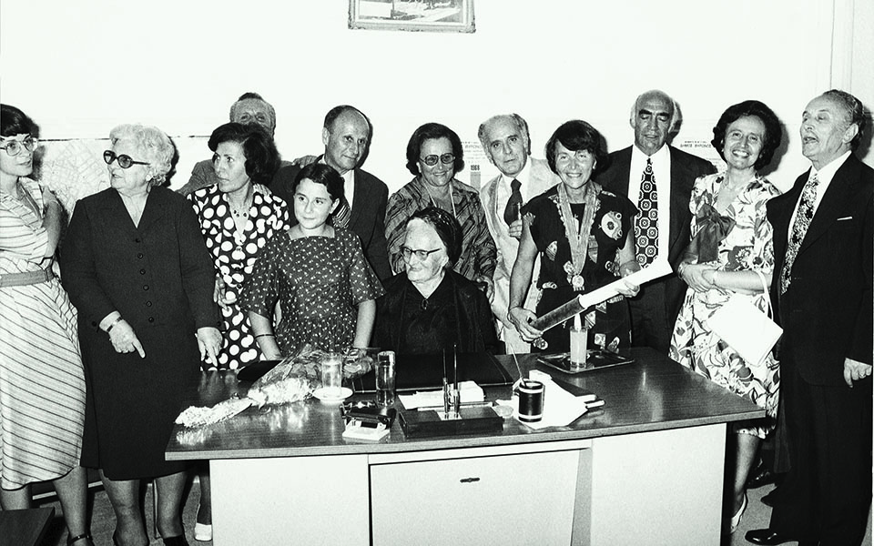 Η ζωή της Ελένης Γλύκατζη – Αρβελέρ: «Νίκησα τις φοβίες μου με τη στολή της πειθαρχίας»-3