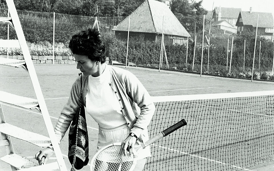 Η ζωή της Ελένης Γλύκατζη – Αρβελέρ: «Νίκησα τις φοβίες μου με τη στολή της πειθαρχίας»-5