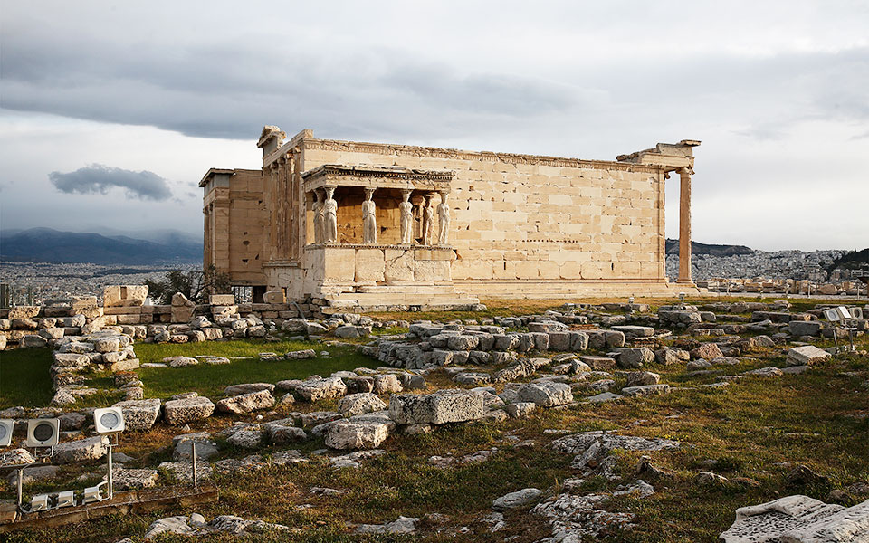 ακρόπολη-πολιτική-αντιπαράθεση-με-φό-561328939