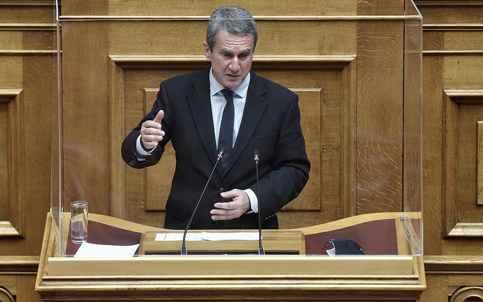 μανιφέστο-λοβέρδου-με-ορίζοντα-τη-μάχ-561328474