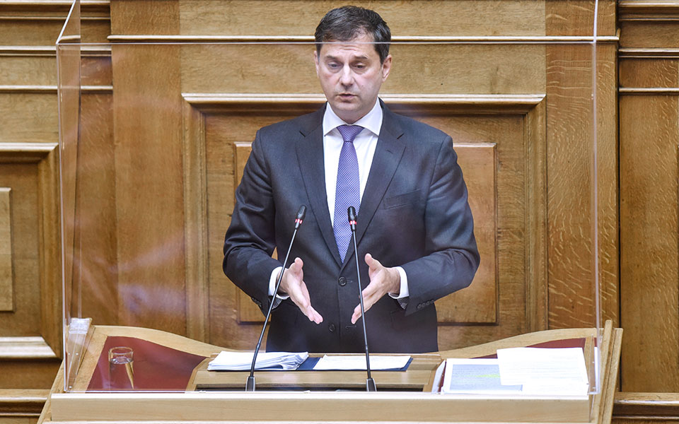 τουρισμός-αντιπαράθεση-στη-βουλή-561337075