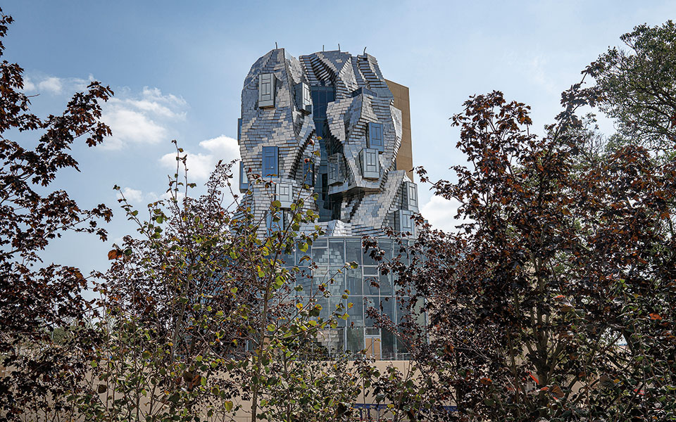 η-έναστρη-νύχτα-του-φρανκ-γκέρι-561314428