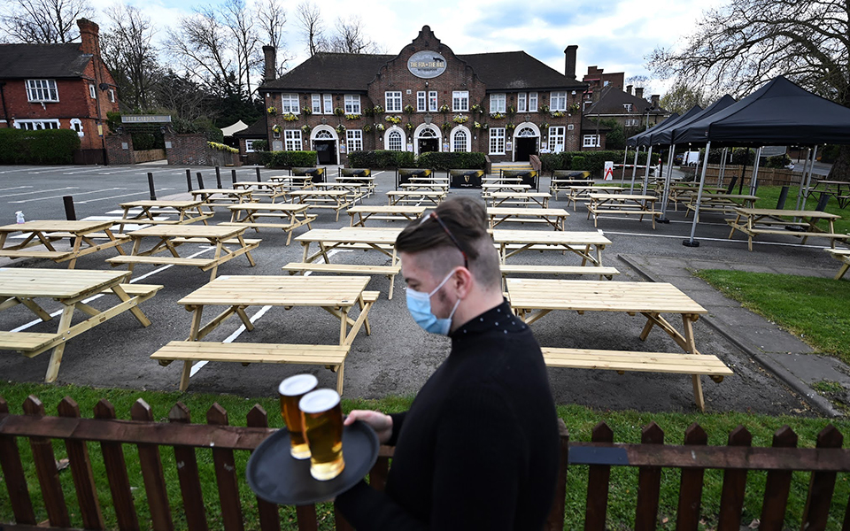 βρετανία-βήμα-προς-την-ελευθερία-με-561327382