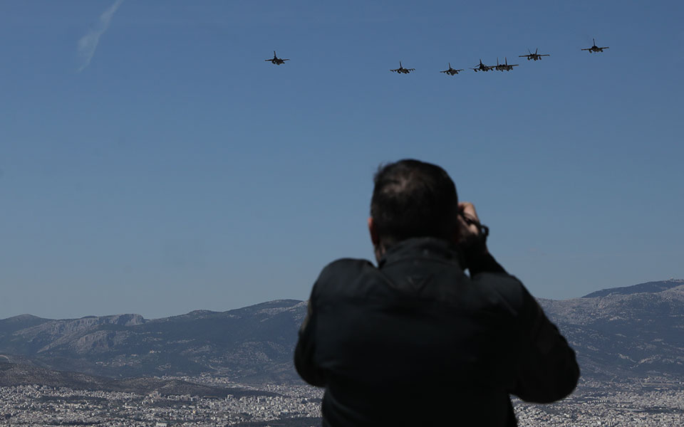 «Ηνίοχος 2021»: Μαχητικά αεροσκάφη πάνω από την Αθήνα-4