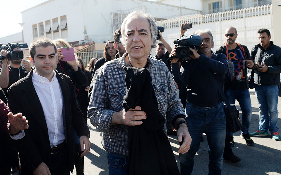 στο-στε-η-αίτηση-κουφοντίνα-περί-ακύρω-561316138