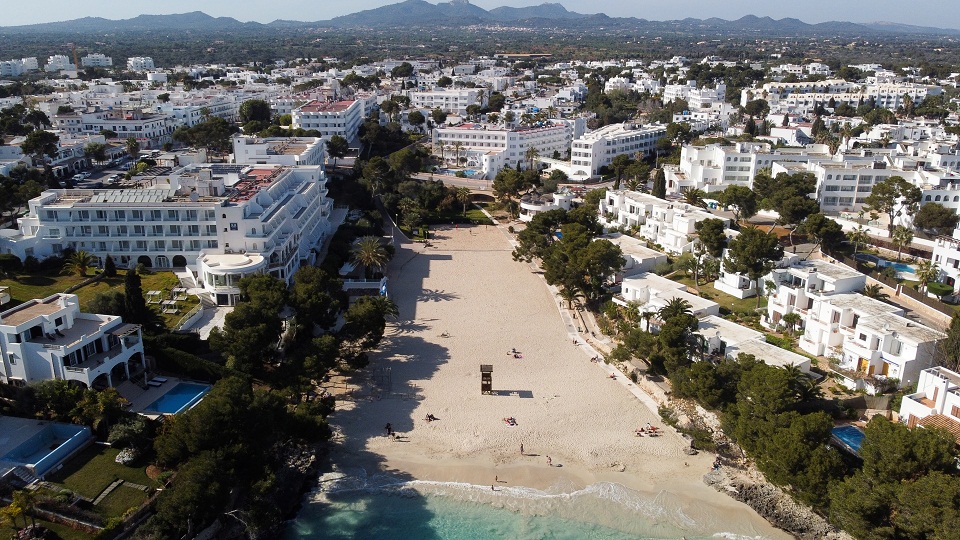 ισπανία-σύλληψη-άνδρα-που-εν-γνώσει-το-561343189