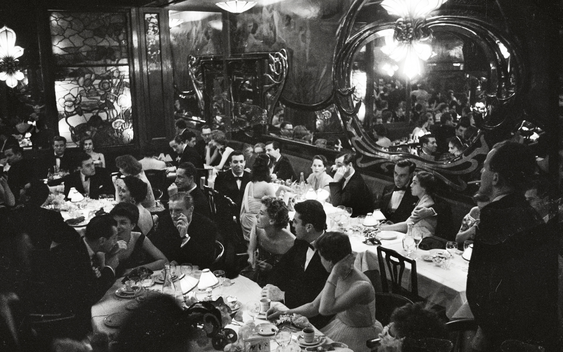 Αυτή την Κυριακή με την «Καθημερινή»: «Γαστρονόμος», «Mancode», Κλασσικά Εικονογραφημένα «Ρήγας Φεραίος», περιοδικό «Κ», «Ταξίδια»-2