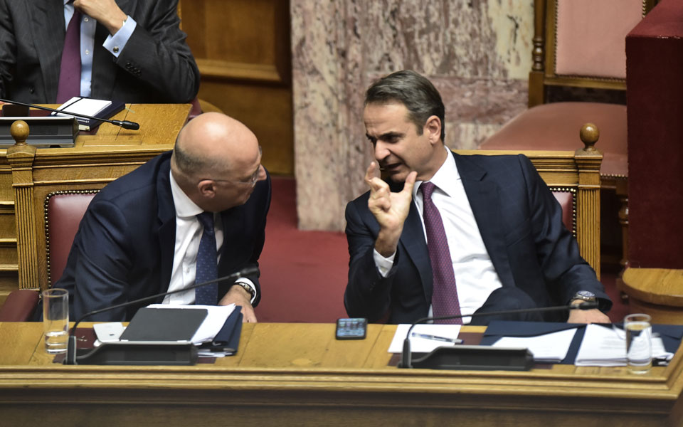 συνάντηση-μητσοτάκη-δένδια-την-ικανο-561332959