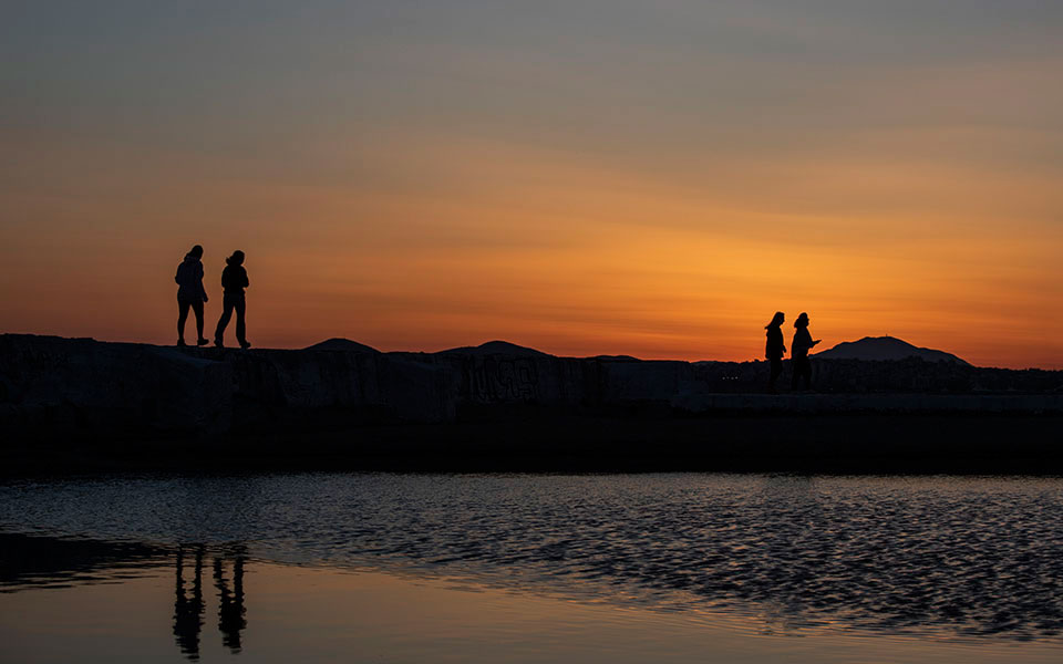 γενικά-αίθριος-καιρός-τοπικές-βροχέ-561331264