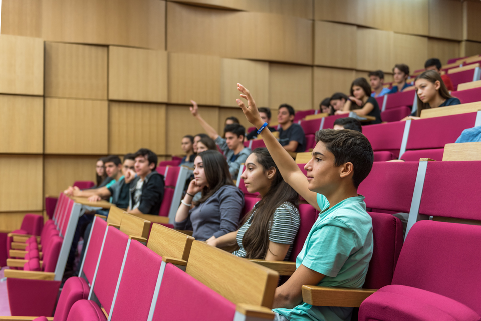 ανακαλύψτε-τον-συναρπαστικό-κόσμο-το-561319789