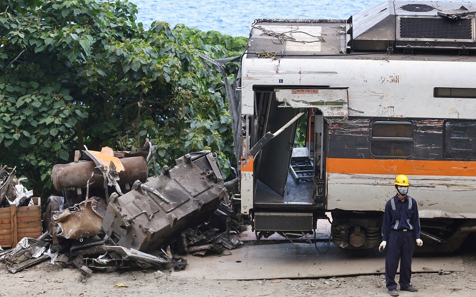 ταϊβάν-η-στιγμή-της-σύγκρουσης-του-τρέ-561321097
