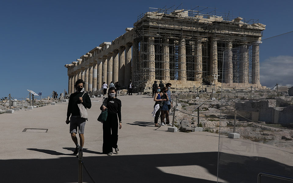 πρόσκληση-μενδώνη-σε-τσίπρα-για-ξενάγ-561323470