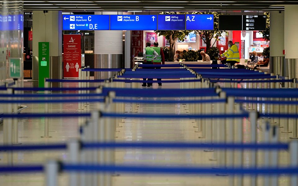 τουρισμός-χωρίς-καραντίνα-ταξιδιώτε-561345394