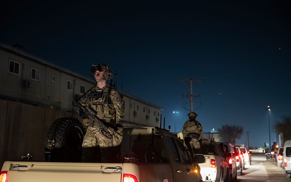 Reuters: Ο Μπάιντεν αποσύρει τα αμερικανικά στρατεύματα από το Αφγανιστάν-1