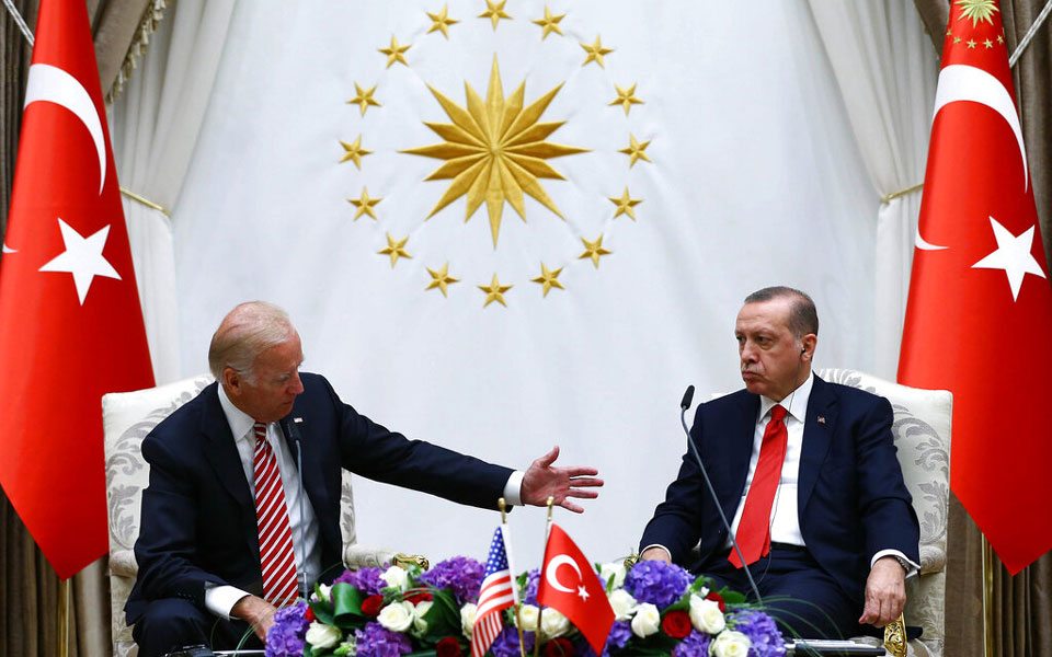 Πρώτη επικοινωνία Μπάιντεν με Ερντογάν-1
