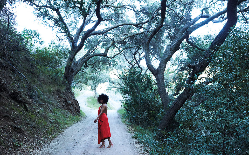 regina-king-στα-50-μου-έχω-κερδίσει-αρκετή-σοφία-561339811