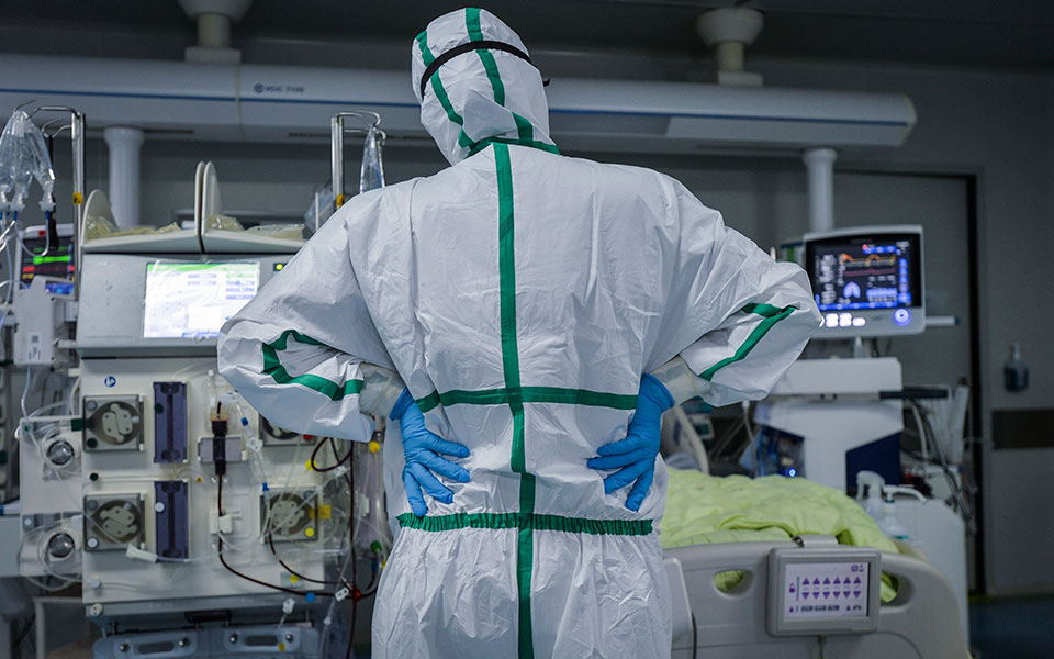 κορωνοϊός-3-080-νέα-κρούσματα-72-θάνατοι-561316204