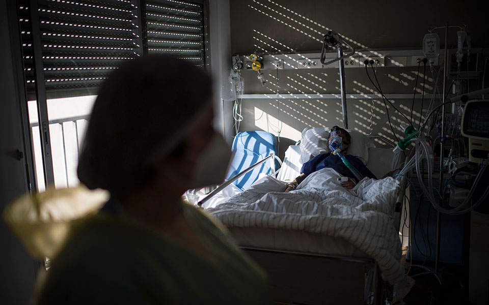 Στις 7 Απριλίου τα πρώτα self-tests στα φαρμακεία-2